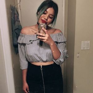 Meet your Posher, Nayelli