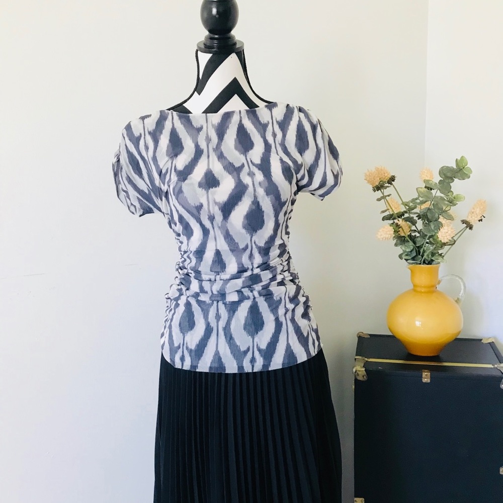 Cache Ruched-Stretch Nylon Top - Picture 2 of 6