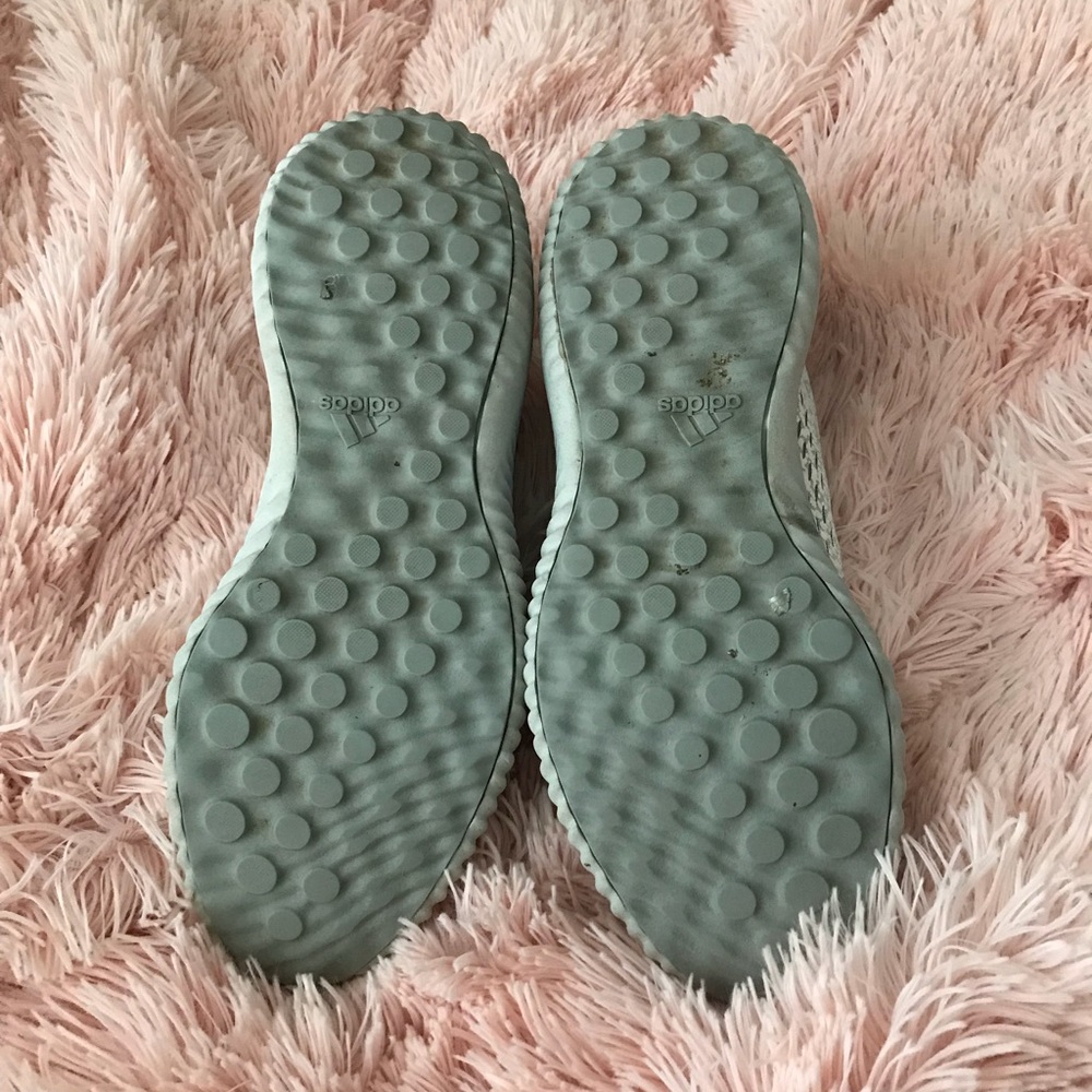 ADIDAS - Picture 2 of 3