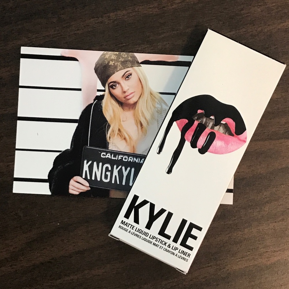 NEW Authentic Kylie Lip Kit in Dead by Night.
