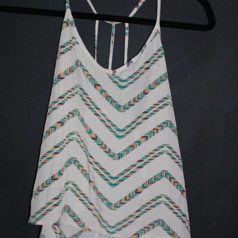 LA hearts tank top!! ❤️🌸