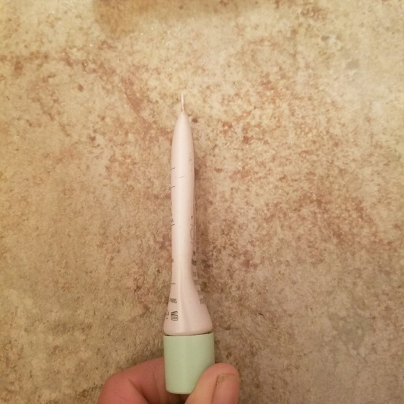 Pore minimizer - Picture 2 of 3