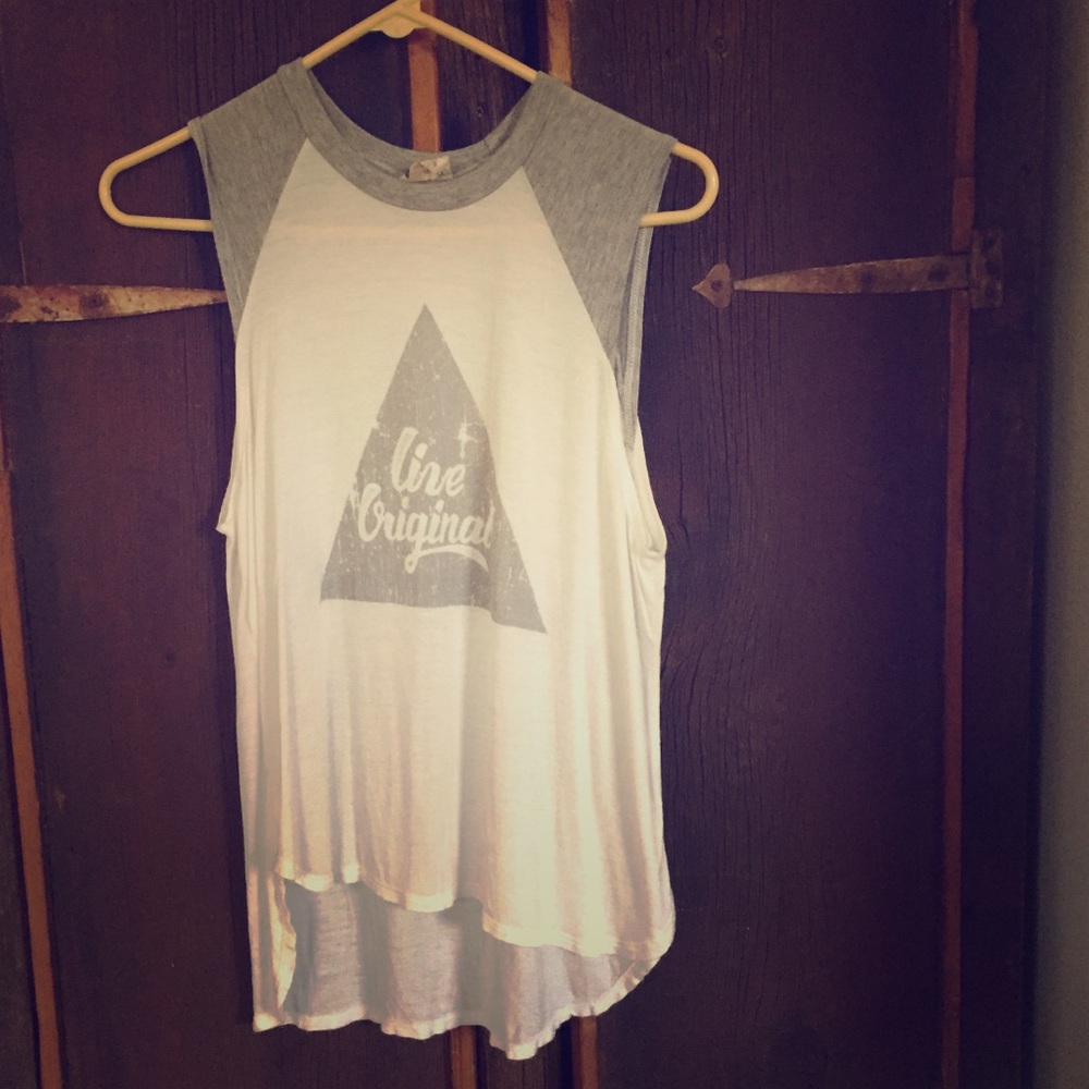 Wild blue Sadie Robertson shirt.