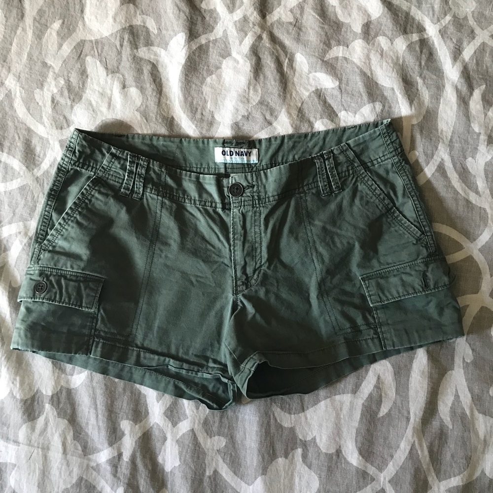 Old Navy cargo shorts
