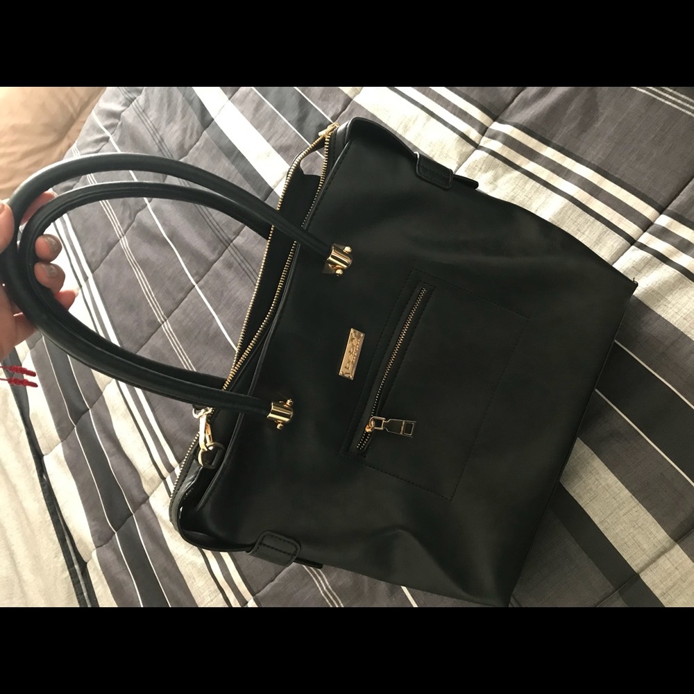 Bebe purse