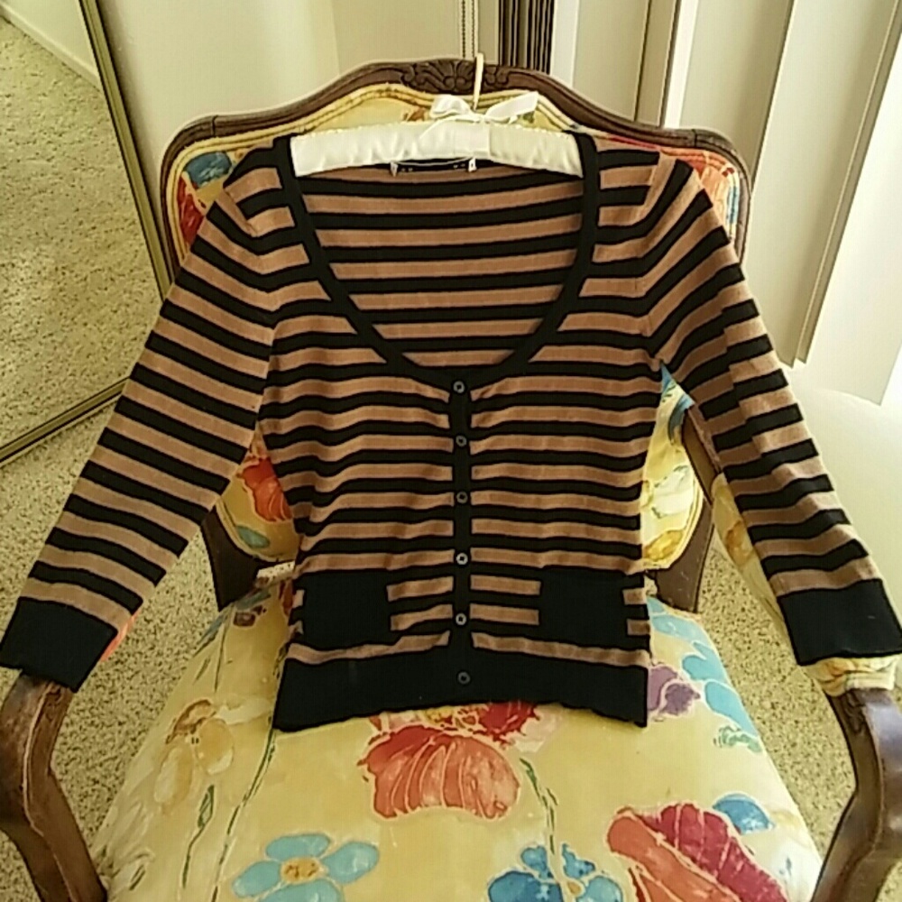 Trina Turk Black and Tan Sweater.  Size Small