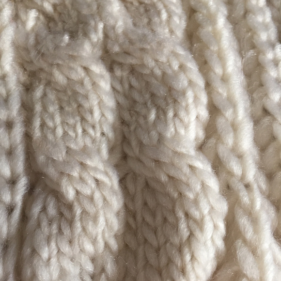 White Knit Cable Infinity Scarf - Picture 2 of 3