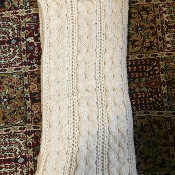 White Knit Cable Infinity Scarf - Picture 3 of 3