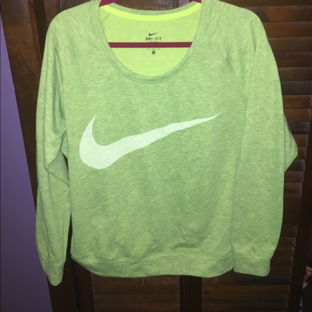 Nike sweatshirt dri-fit