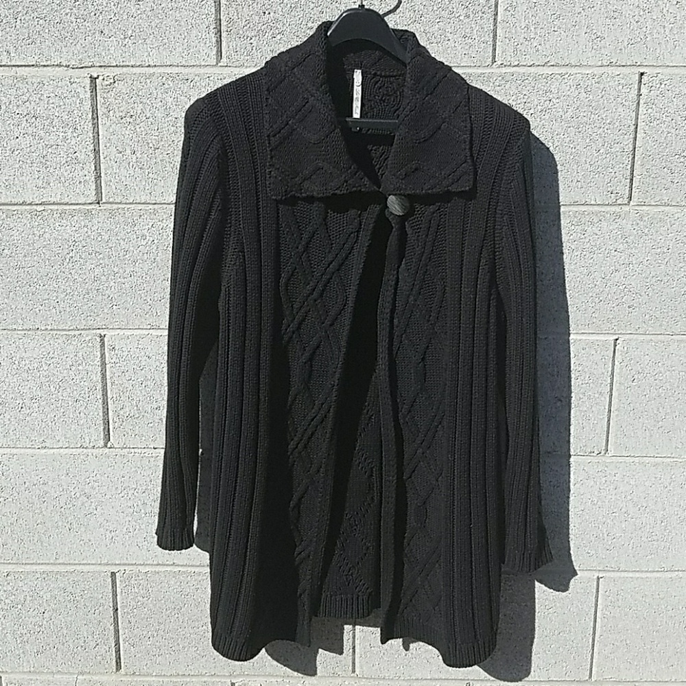 Women 2X open front black sweater