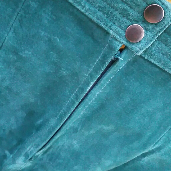 Suede Pencil Skirt - Picture 4 of 4