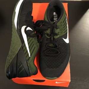 Women’s Metcon DSX Flyknit 6.5