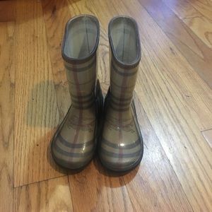 Burberry rain boots