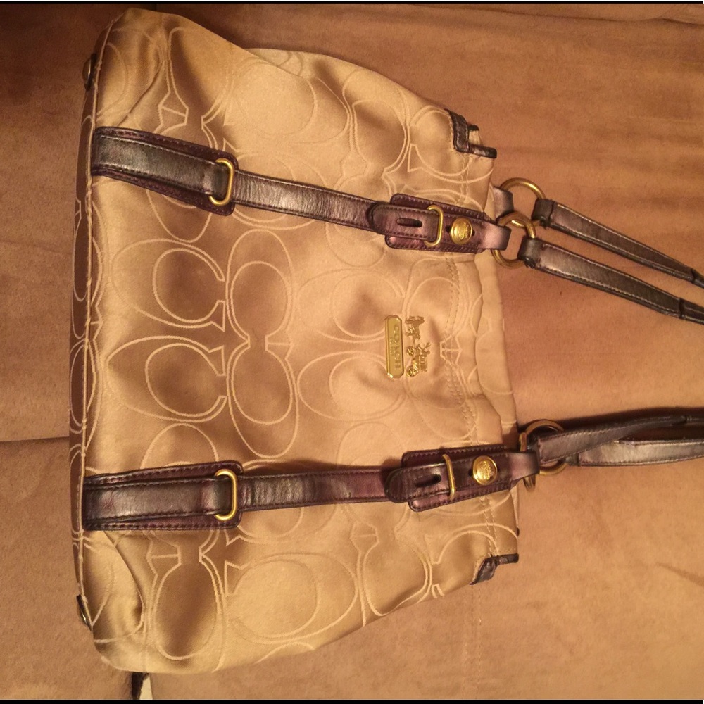 Coach purse - Logo C satin