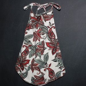 Halter neck floral crop top with scoop back!🙌🏼😍