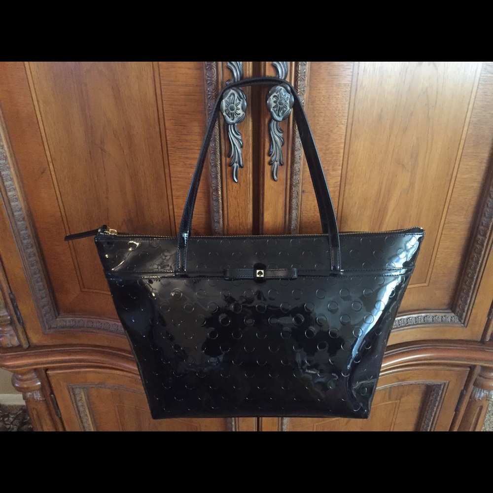 KATE SPADE Sophie Camellia St Blk Patent Lthr Tote