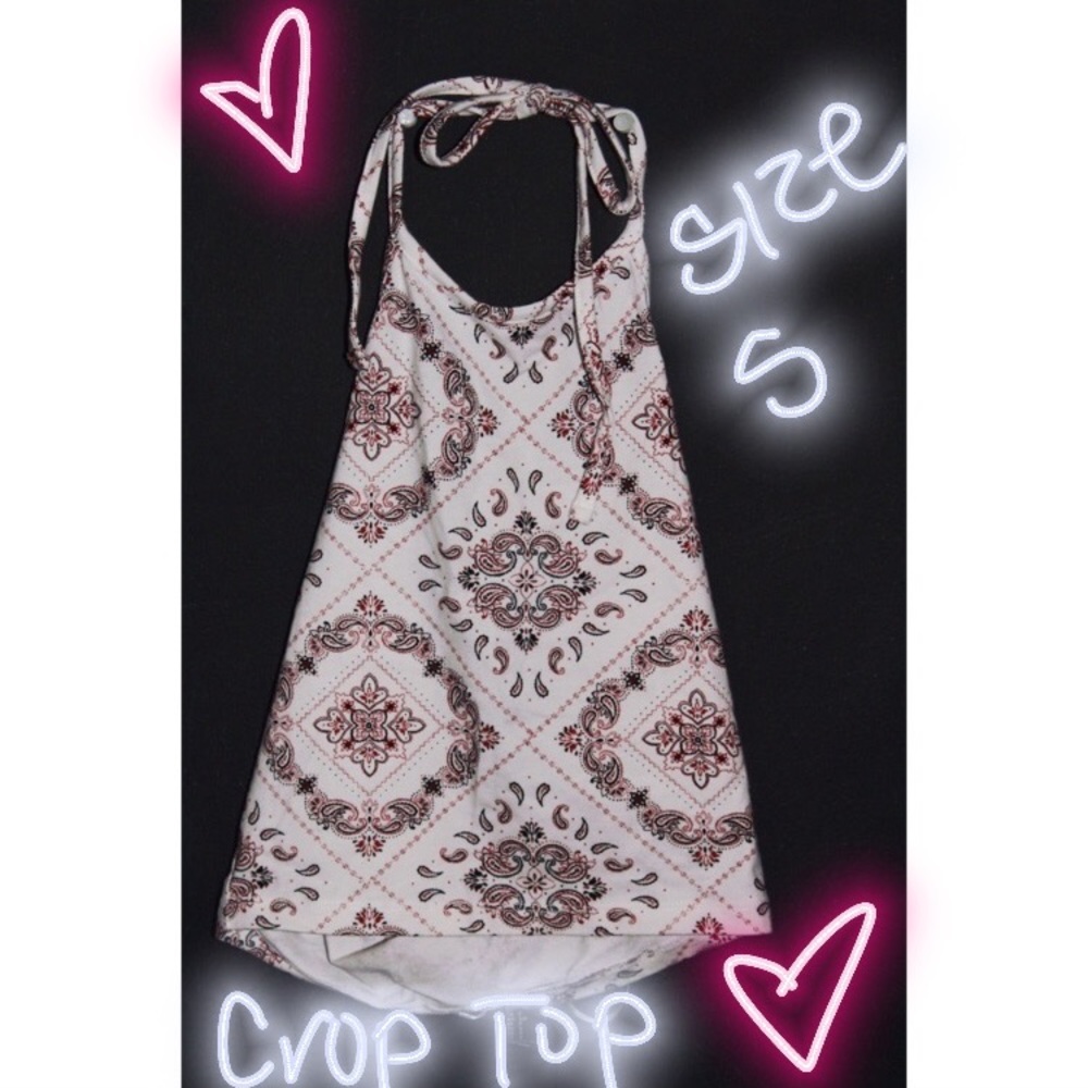 NWT Halter neck crop top!