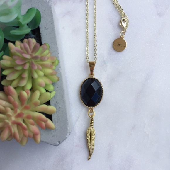 Onyx Gemstone Feather Necklace - Picture 1 of 1