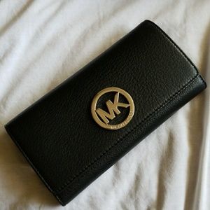 Michael Kors fultons wallet black with silver