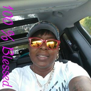 Meet your Posher, Rhonda