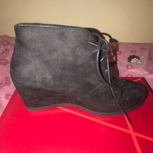 Black Suede Wedge Boot