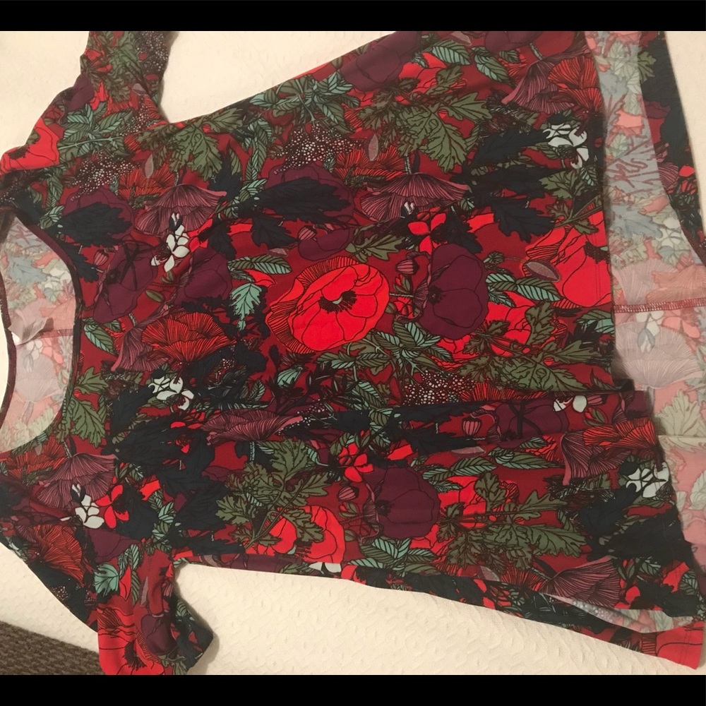 Lularoe Perfect Tee