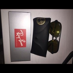 Ray-Ban cat 5000. Yellow flash lens.