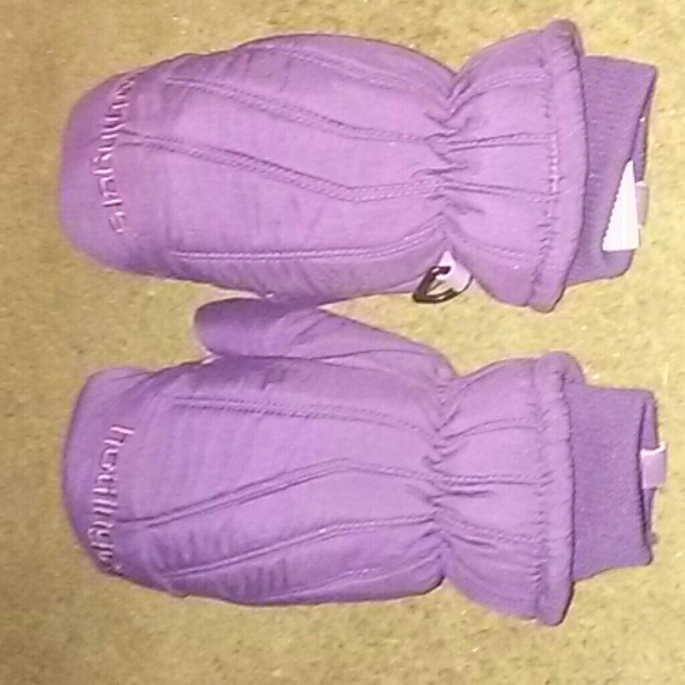 Gloves never worn. Brand new Hot fingers