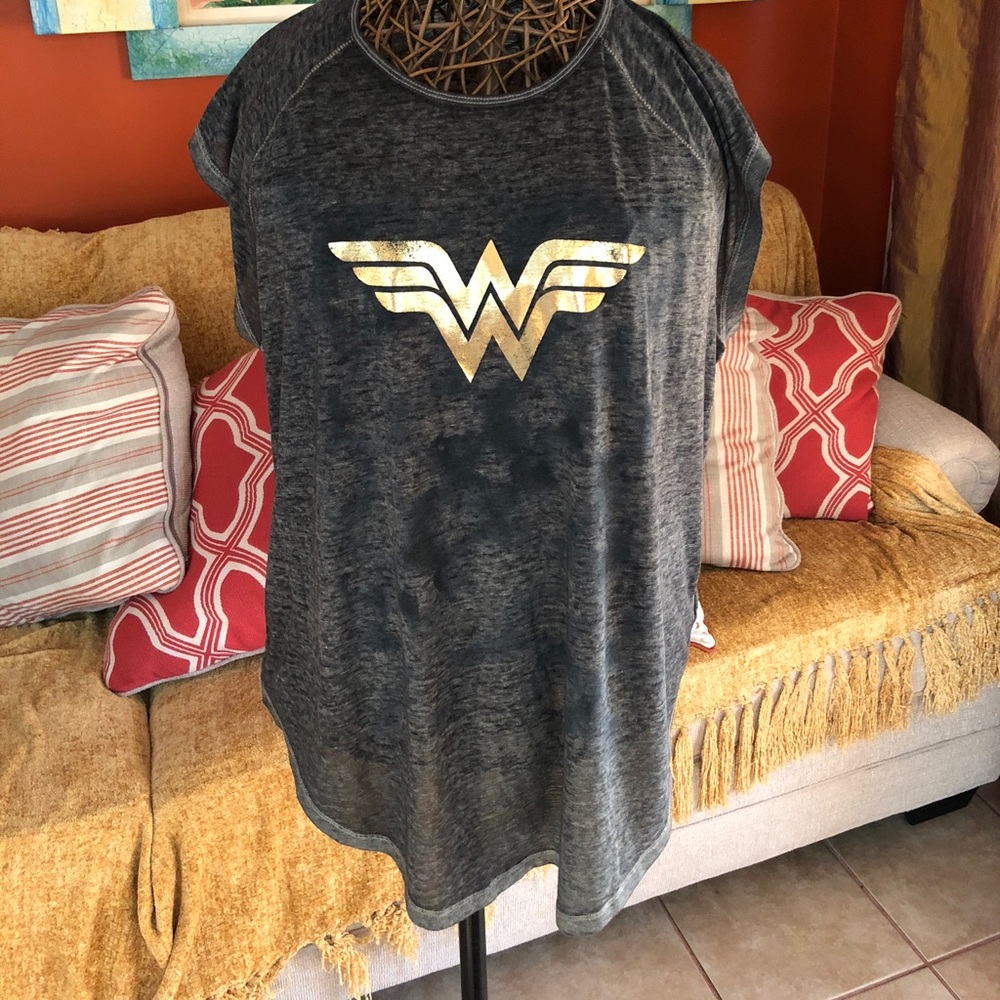 Gap Wonder Woman Gray Raglan Tee XL