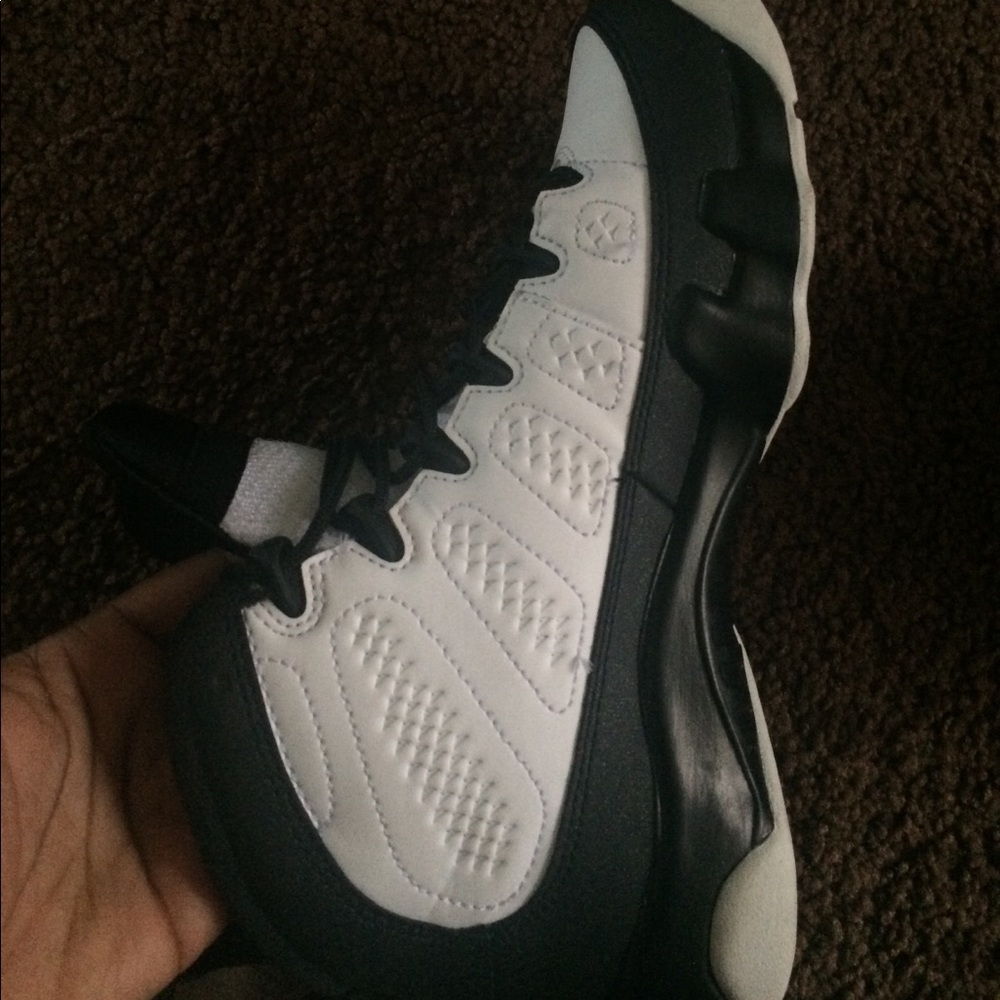 Jordan’s 7y gradeschool equal to women 8-9