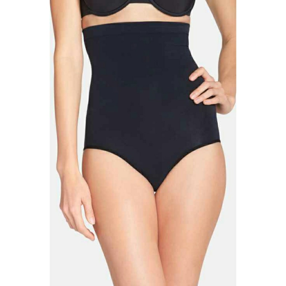 NWOT Spanx Heaven High Waist Thong