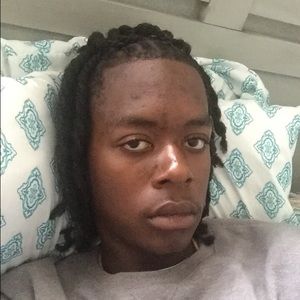 Meet your Posher, Aaron