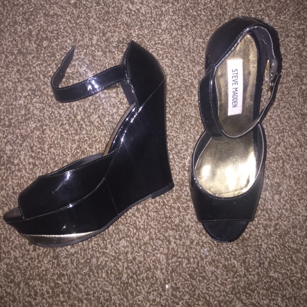 Steve Madden Wedges