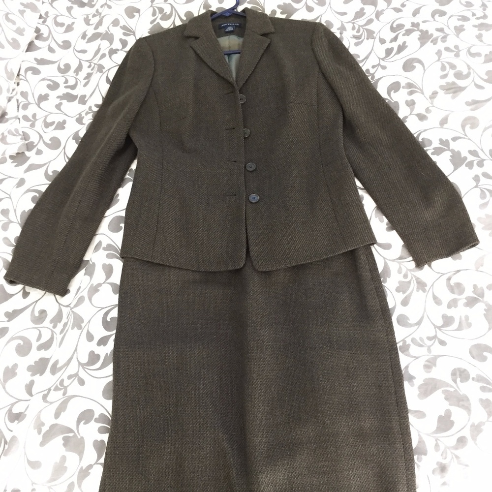 Dark heather skirt and jacket suit