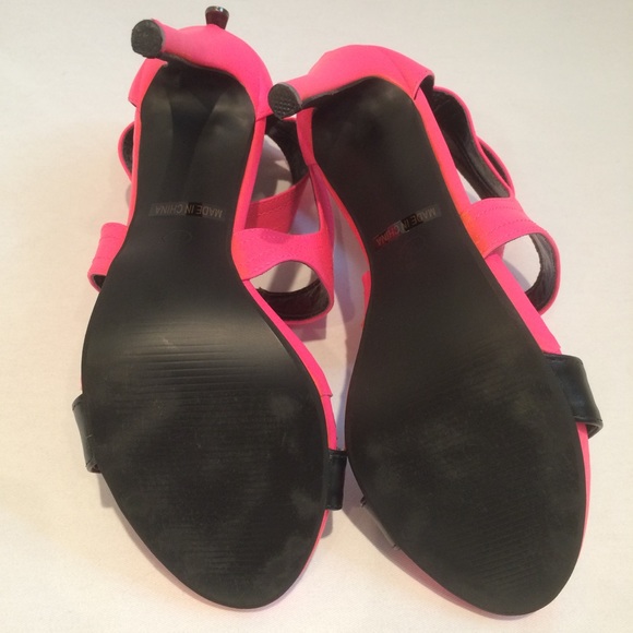 Guilty Soles hot pink & black strappy heels size 7 - Picture 4 of 6