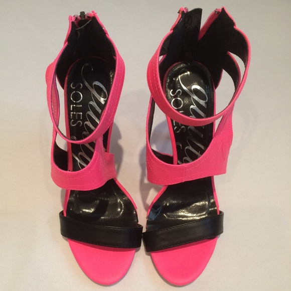 Guilty Soles hot pink & black strappy heels size 7 - Picture 6 of 6
