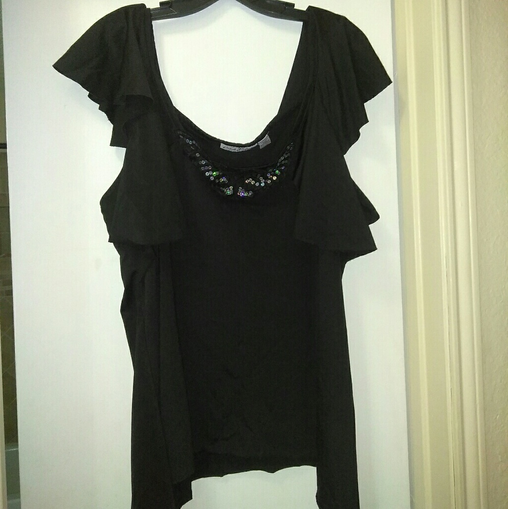 Black shirt
