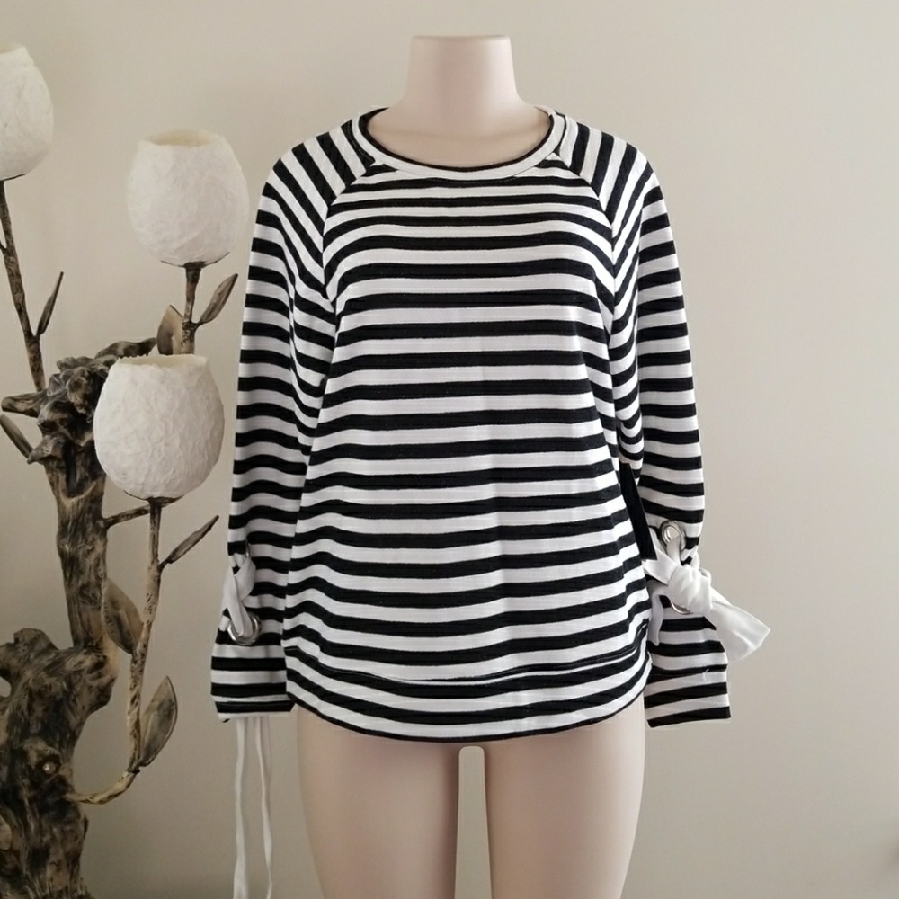 Striped Tie Sleeve Sweatshirt - Picture 3 of 5