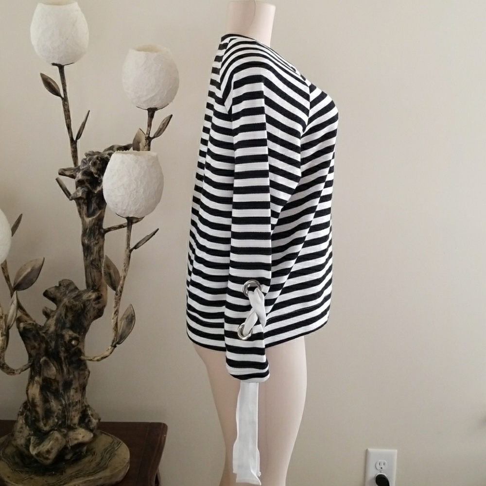 Striped Tie Sleeve Sweatshirt - Picture 4 of 5
