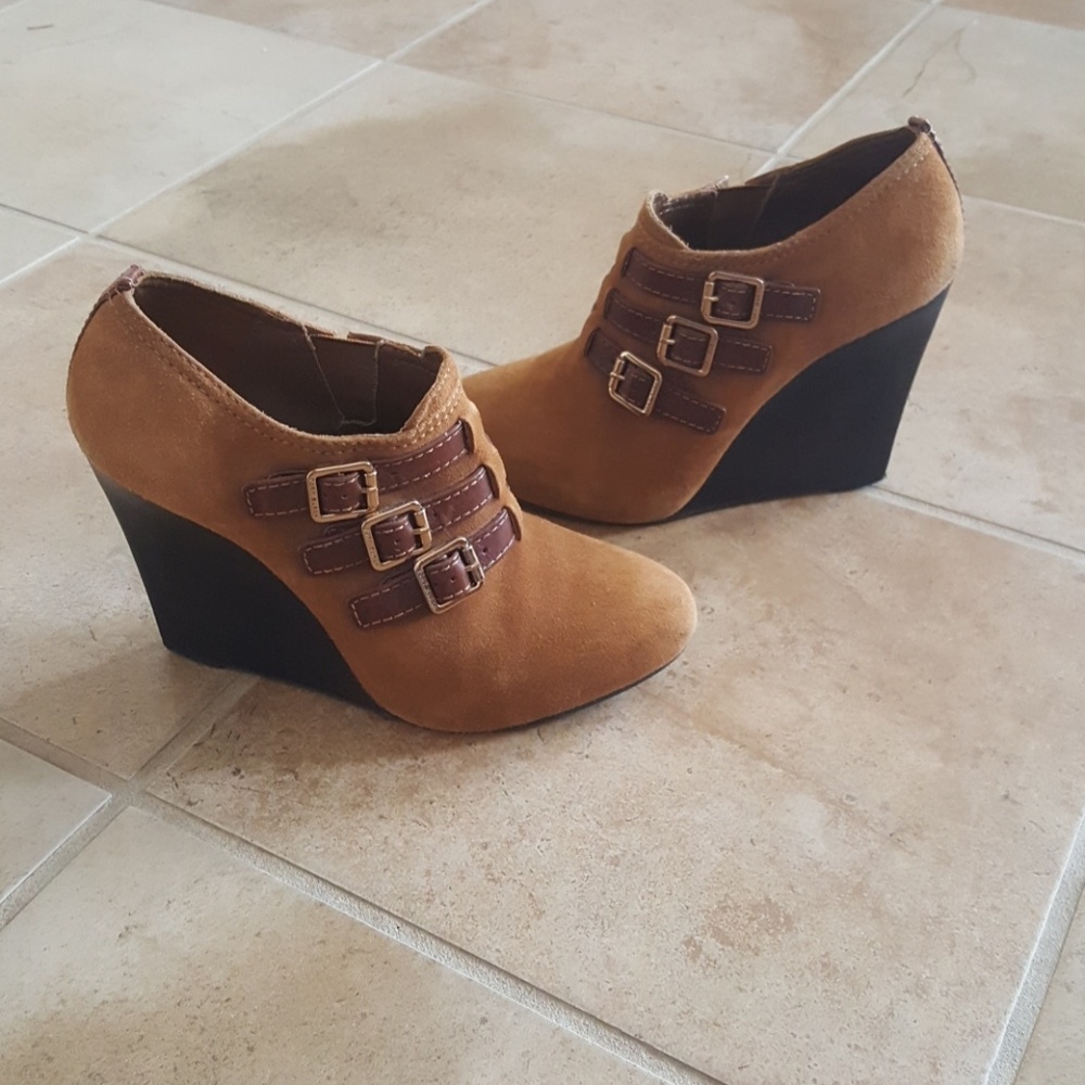 Tory Burch 8 ankle wedge booties