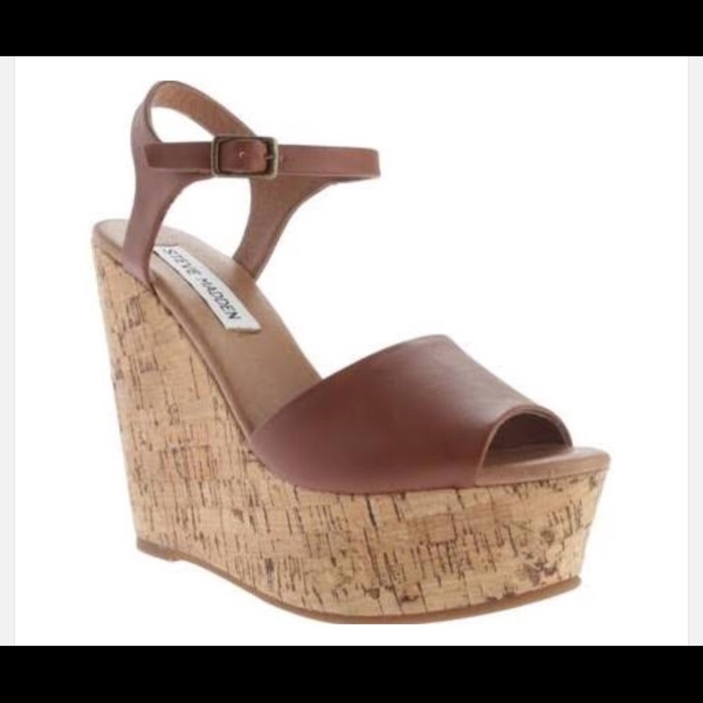 NWT Steve Madden wedges