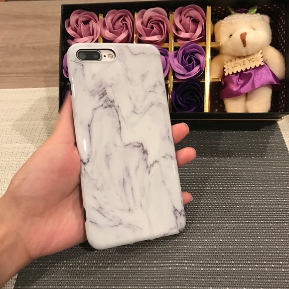 iPhone Marble Case - Picture 2 of 4