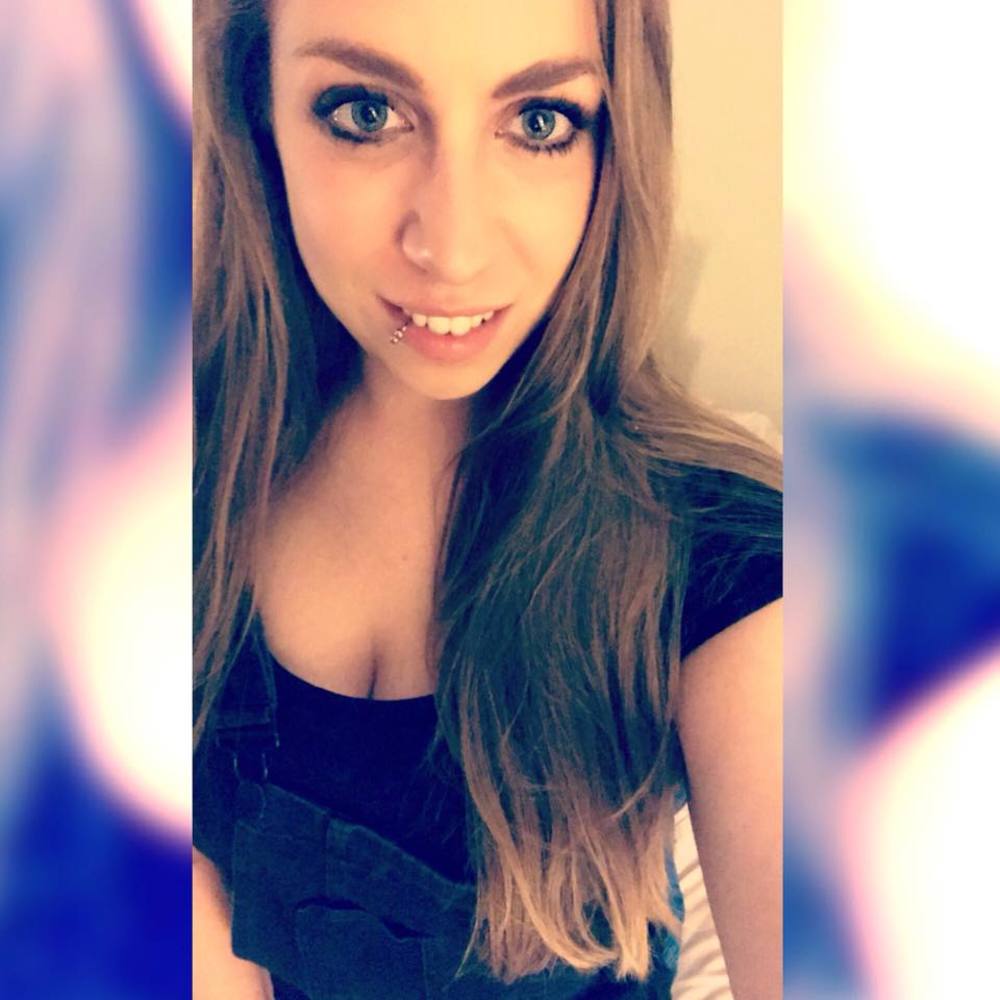 Meet your Posher, Mikaela