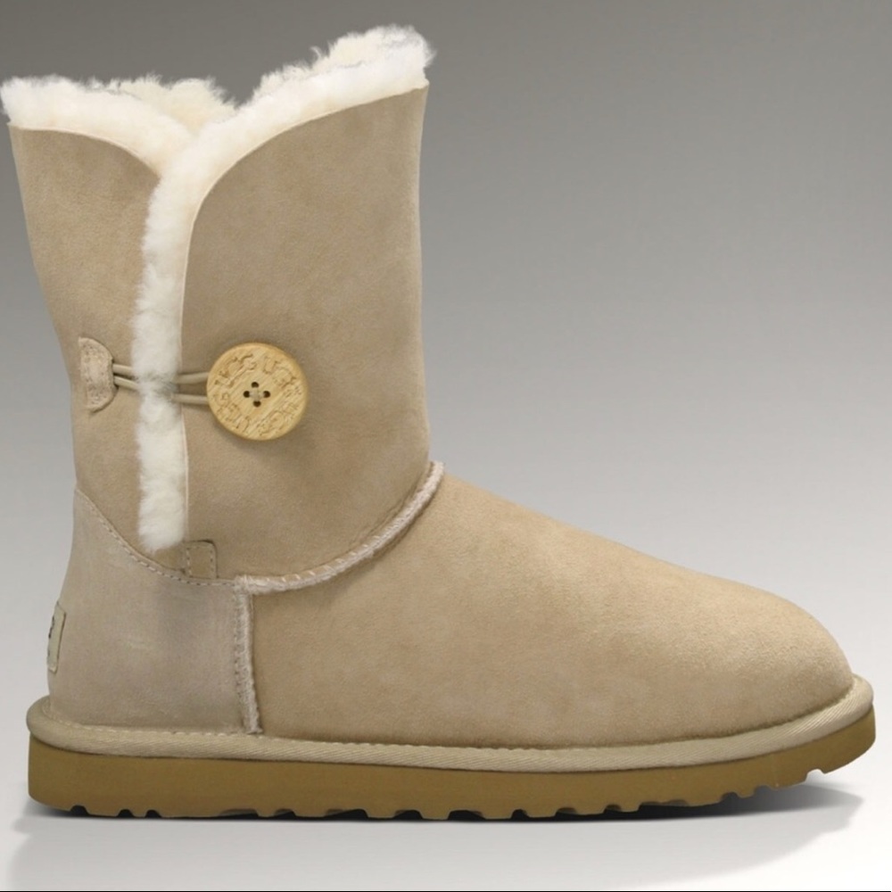 Bailey Button Ugg's