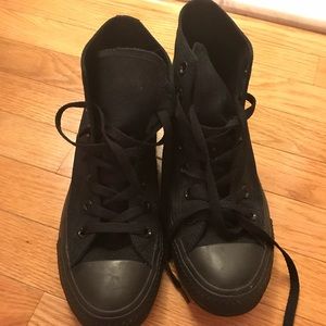 black hi top converse