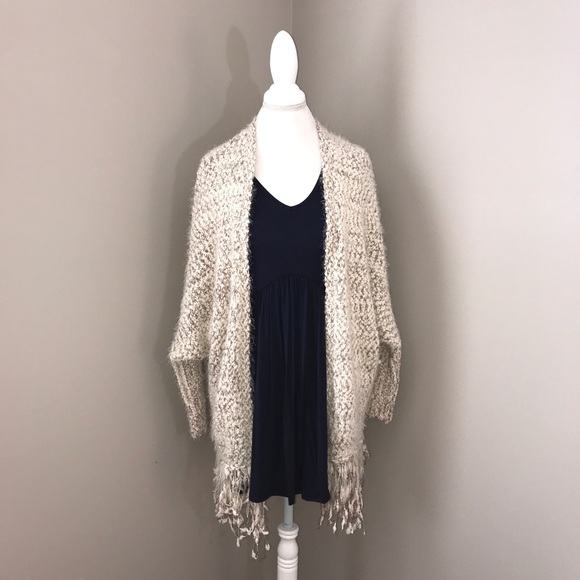 Coziest Cardi Ever - Picture 4 of 7