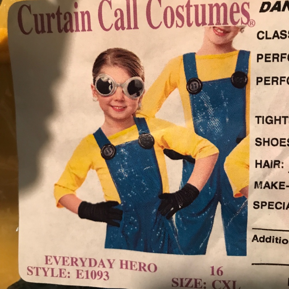 Minion dance costume