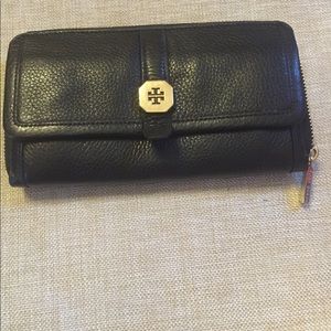 Tory Burch Authentic Wallet