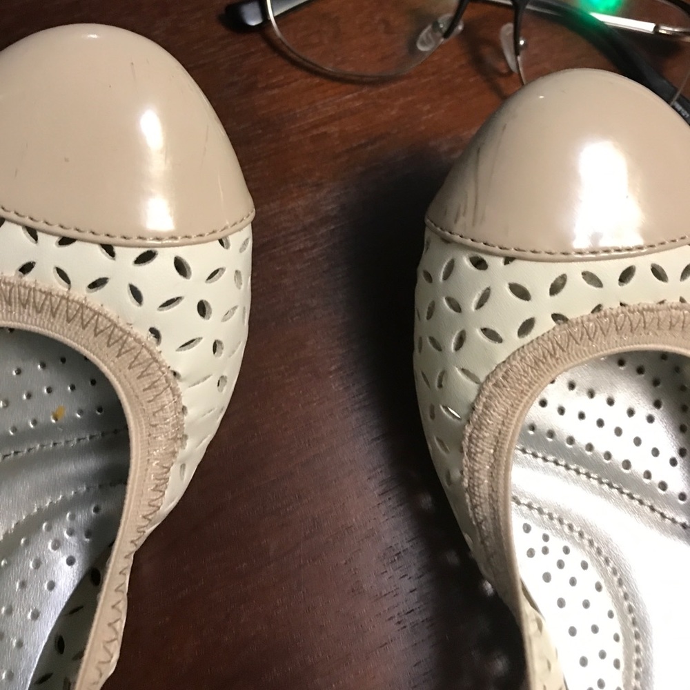 Flats - Picture 3 of 3