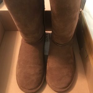 Bearpaw Emma Tall Boots Size 9